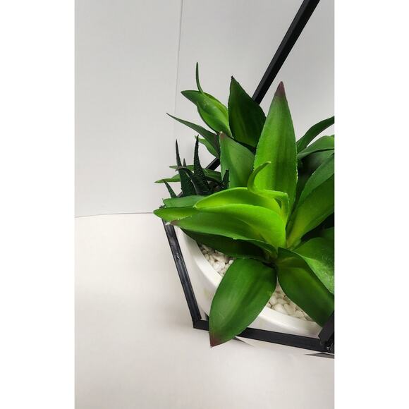 2pc Decorative Geometric Diamond-Shaped Metal Frame Artificial Indoor Plants - Picture 7 of 16